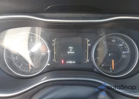 2021 Jeep Cherokee Latitude 4X4 z USA, uszkodzony, nr VIN 1C4PJMCB6MD193222